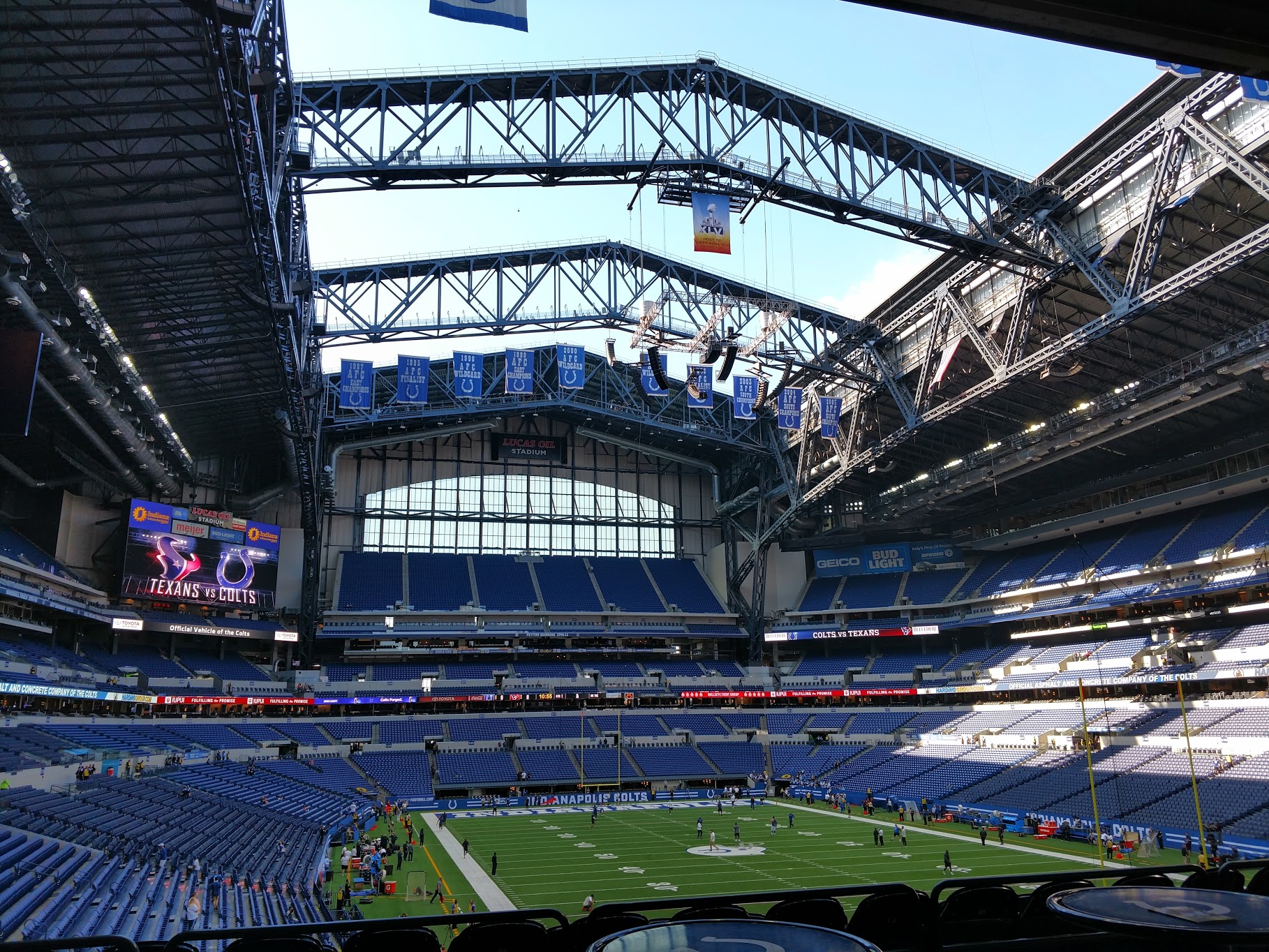 indianapolis colts stadium capacity