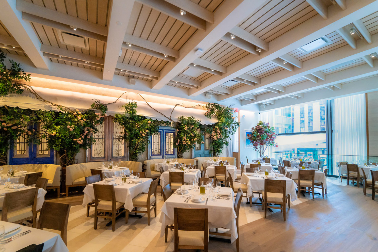 Avra Estiatorio Upscales With 1 SOUND Loudspeakers At New Rockefeller ...