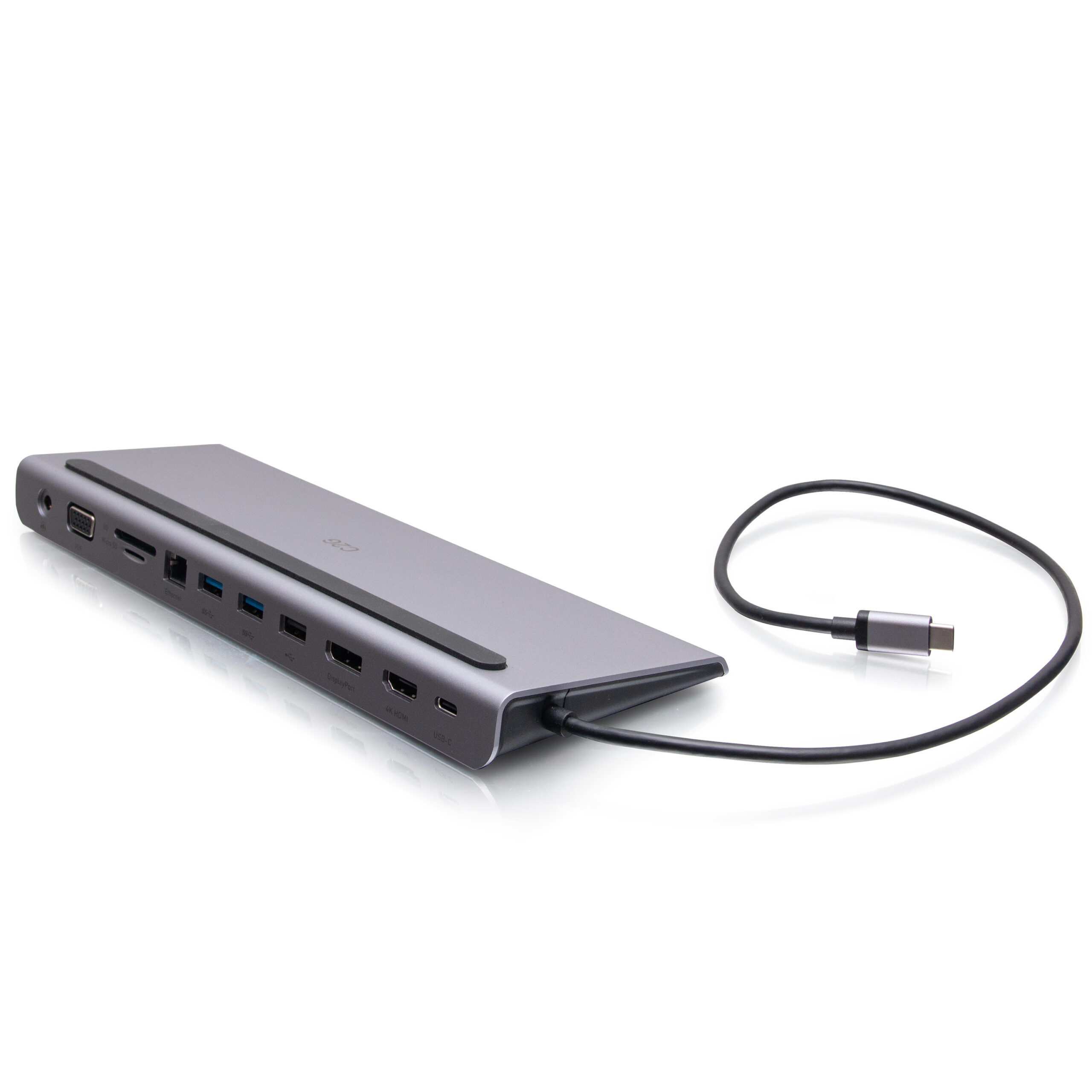 C2G debuts USBC 10in1 Triple Display Docking Station Sound & Video