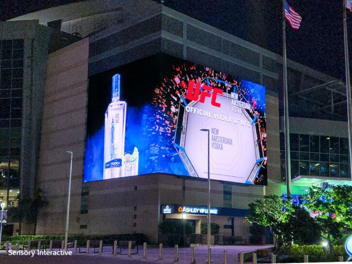 Amalie Arena LED spectacular