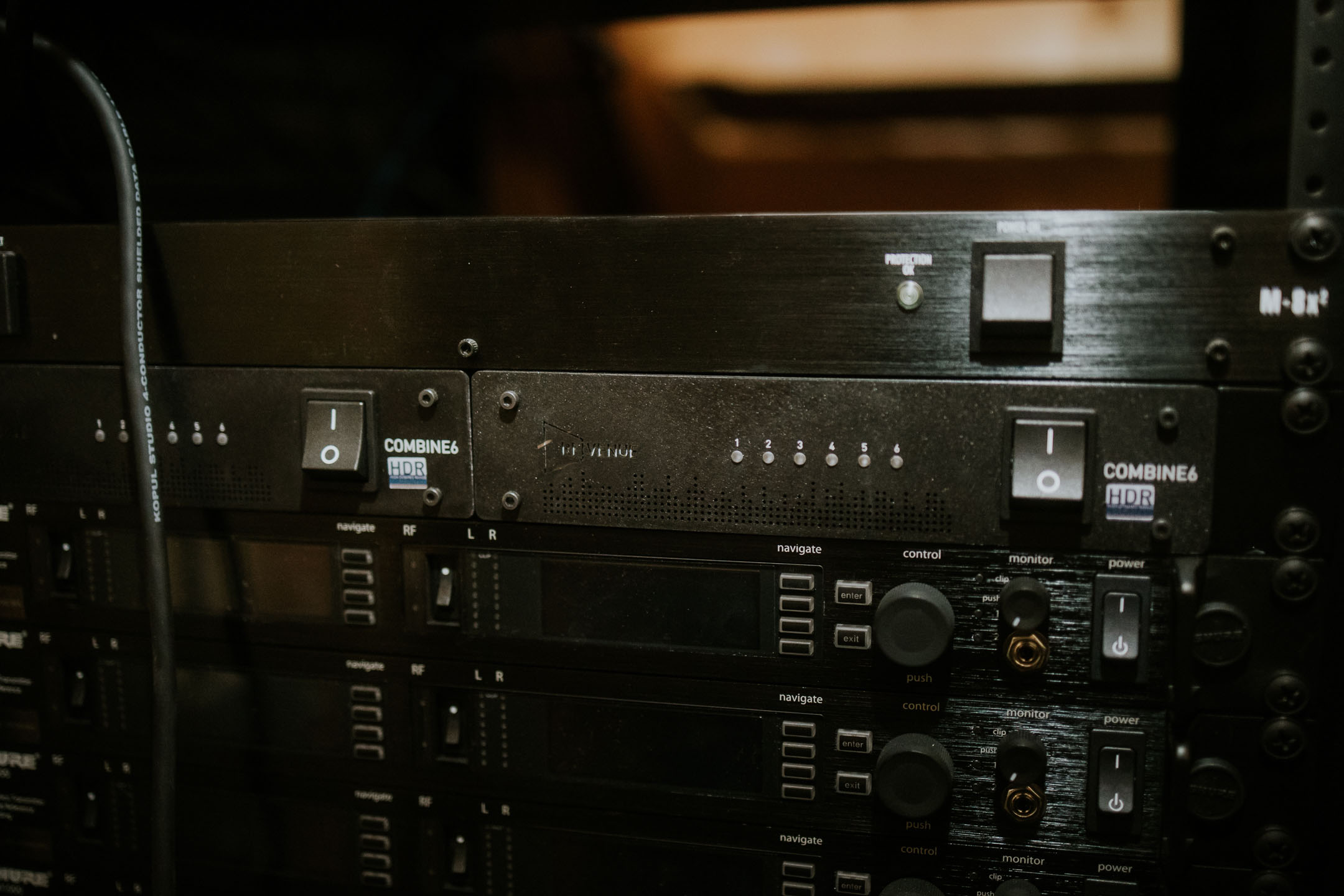 Front Porch Media optimizes wireless IEM performance at New Life Saint Louis Church with RF Venue COMBINE6 HDR