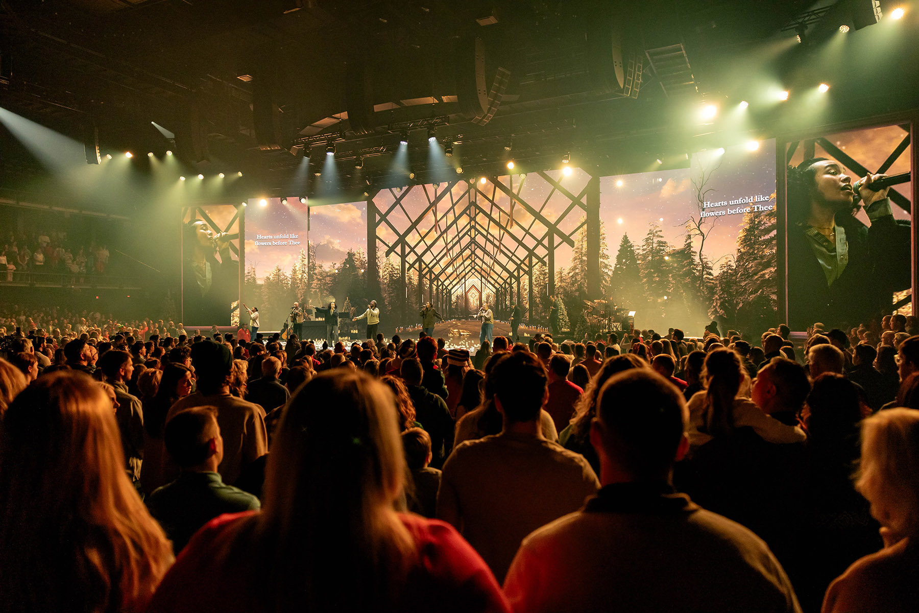 Crossroads Oakley Adds L-Acoustics L-ISA Immersive Sound Technology Featuring L Series Loudspeakers