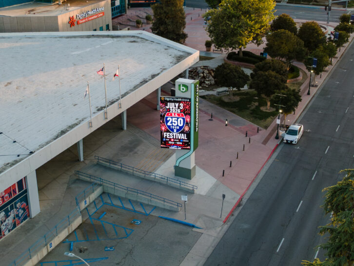 LED pylon, City of Bakersfield