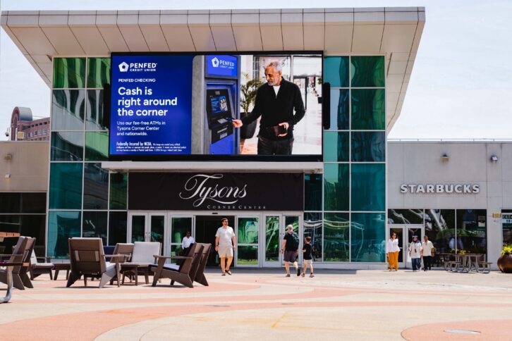 Large-format outdoor video screen at Tysons Corner